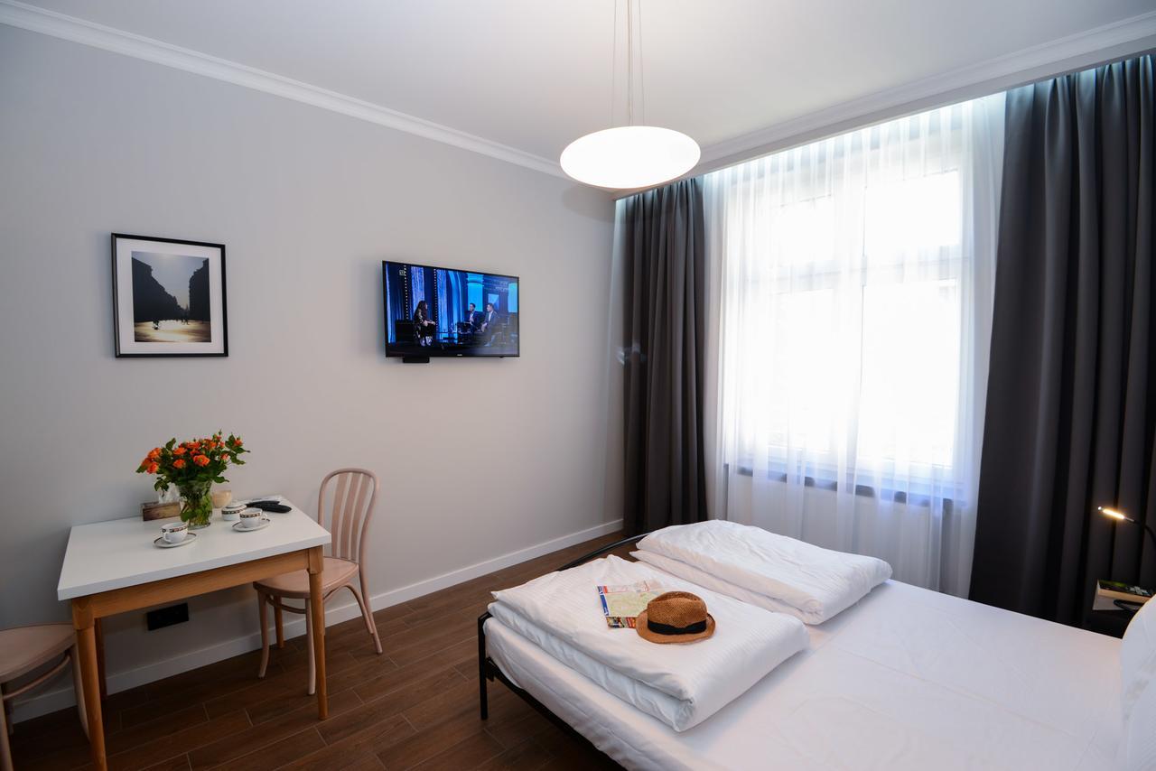Cracow Apartaments III Krakow Bagian luar foto